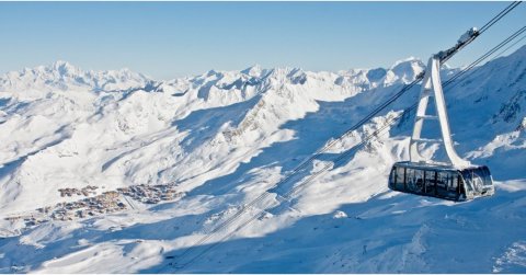 Val Thorens ouvre son domaine skiable le 21 novembre 2020, réserver son taxi pour un transfert depuis l'aéroport avec wellness taxi travels 